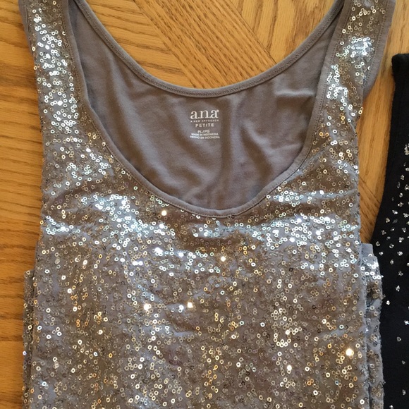 Bundle of Sequin Tank Tops - Picture 2 of 7